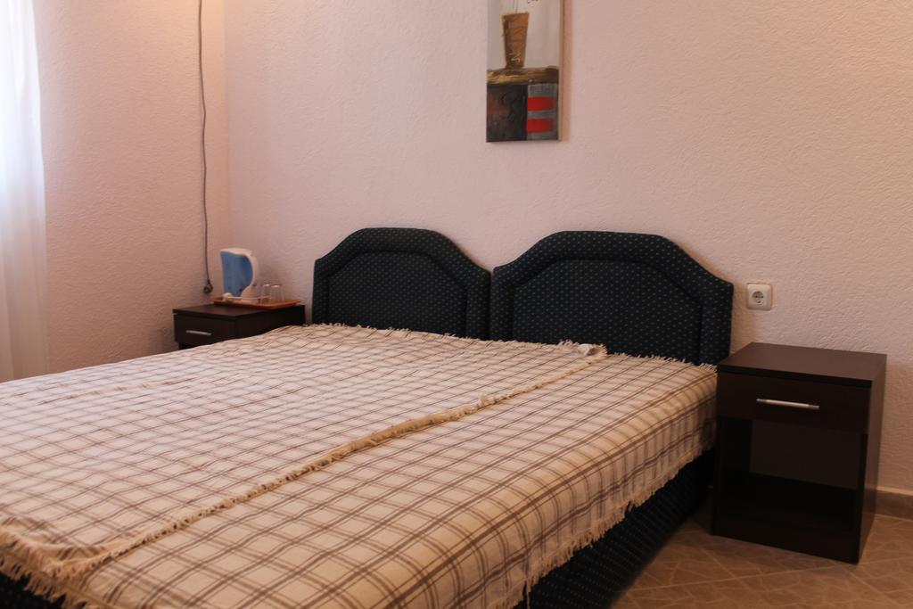 Rooms And Apartments Milana بار المظهر الخارجي الصورة