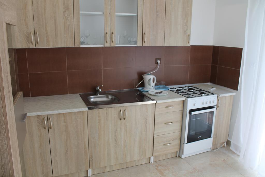 Rooms And Apartments Milana بار المظهر الخارجي الصورة