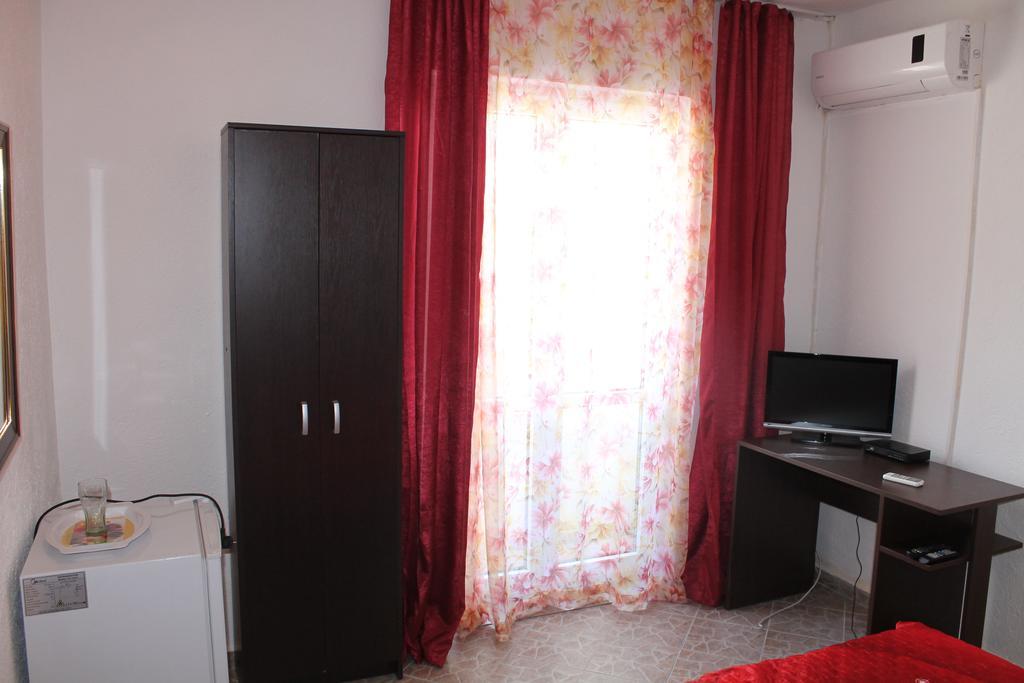 Rooms And Apartments Milana بار المظهر الخارجي الصورة