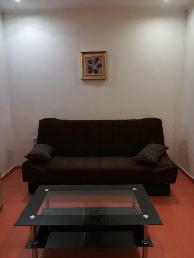 Rooms And Apartments Milana بار المظهر الخارجي الصورة